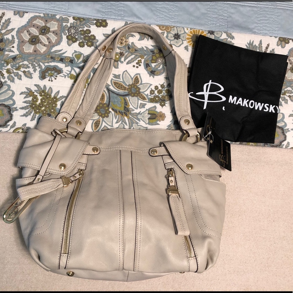 NWT B Makowsky Sadie Shoulder Bag